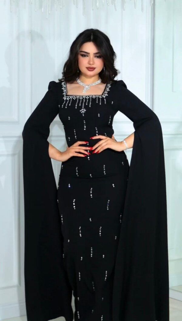 ⁦فستان سهرة من لا كلاس⁩ - الصورة ⁦2⁩